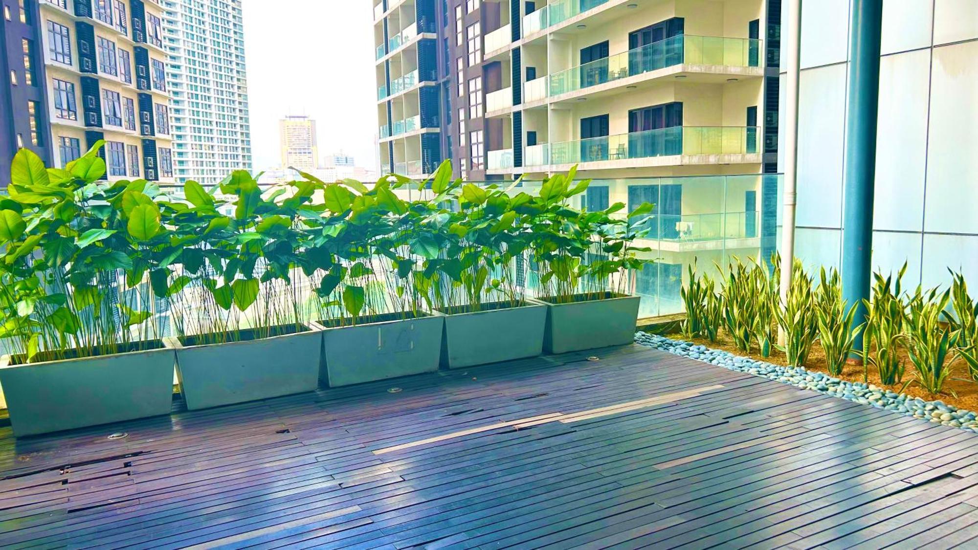 Summer Suites Klcc By Impexia Kuala Lumpur Exterior foto