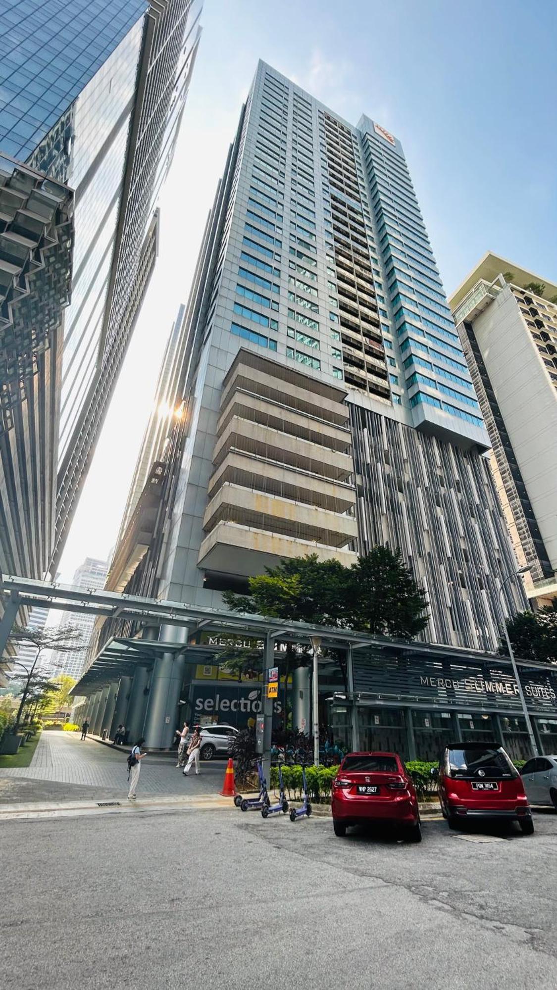 Summer Suites Klcc By Impexia Kuala Lumpur Exterior foto