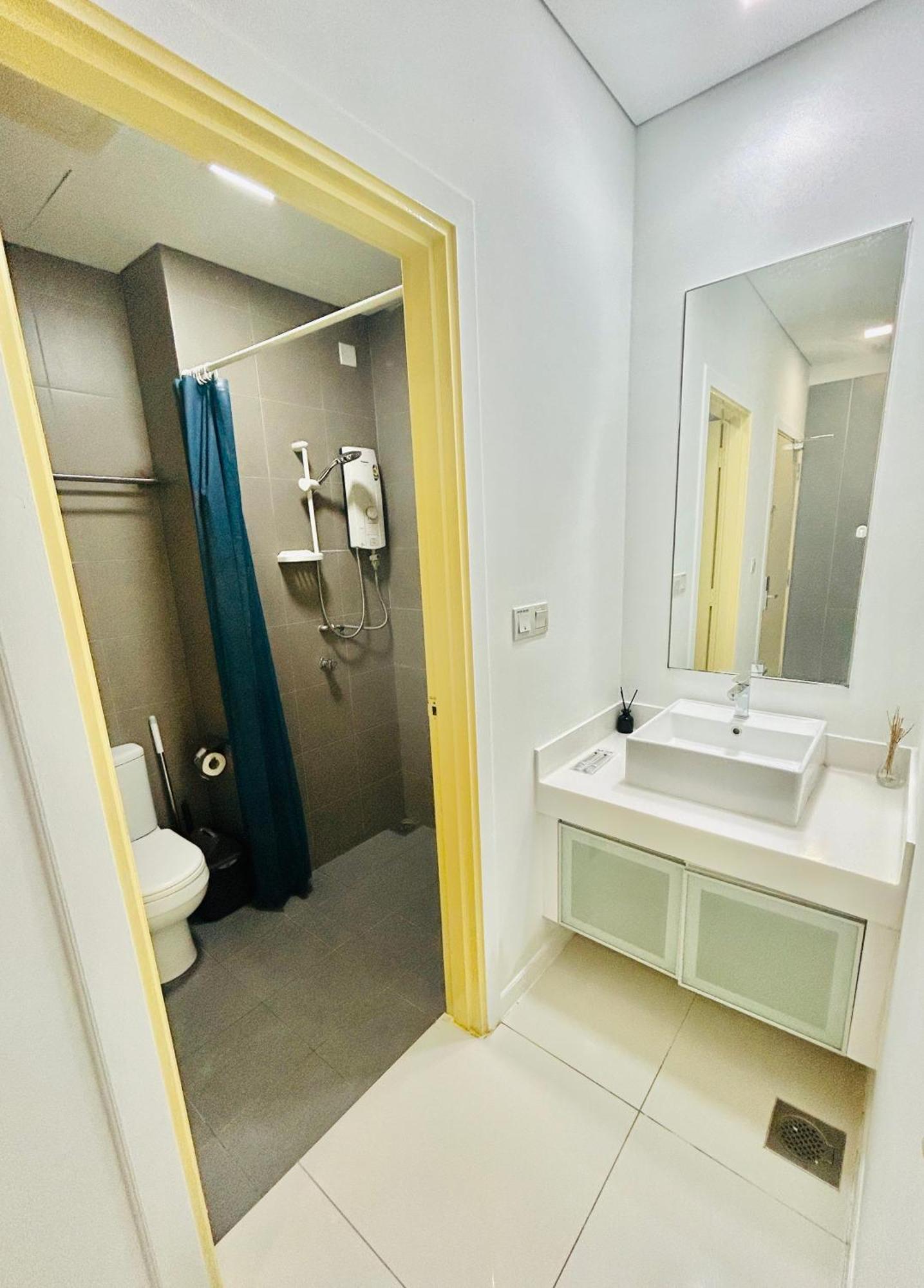 Summer Suites Klcc By Impexia Kuala Lumpur Exterior foto